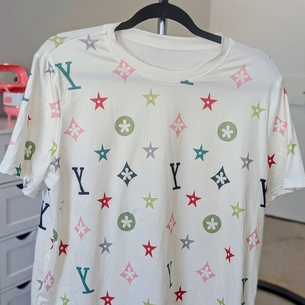 White Multicolor Logo-Pattern Short Sleeve Tee